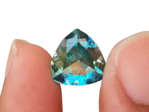 Crystalapis 6.00 Ct parti sapphire- AAA Clarity, Trillion Cut, Excellent Grade